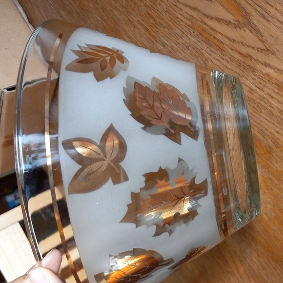 Vintage Libbey Golden Foliage serving bowl - Picture 3 of 9